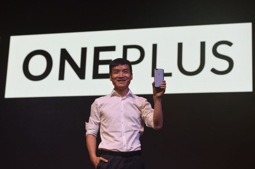 OnePlus 10 is Now Official—But China is Getting it First 