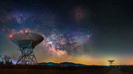 Radio telescopes 