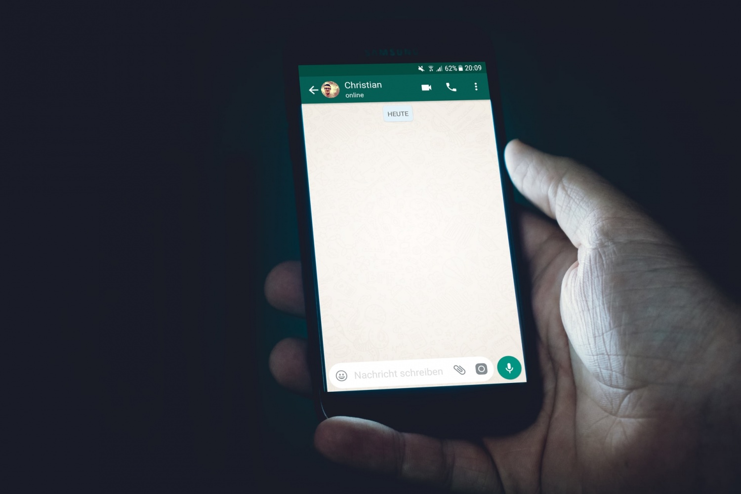 WhatsApp Rumors Say Timeframe to Delete 'Embarrassing' Messages Could Be Increased