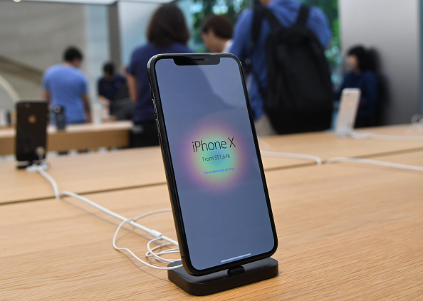 iPhoneX with USB-C Auction Ends, Selling the Modified Apple Phone at $86K 
