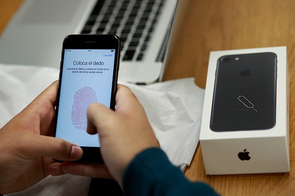 How to Set Up Touch ID on Your iPhone or iPad to Unlock it via Fingerprint 