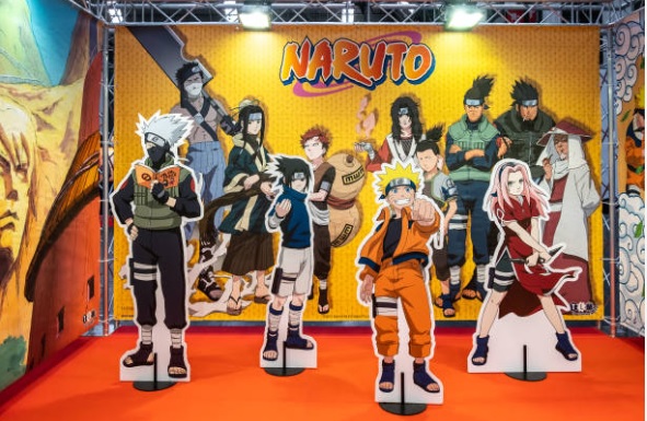 Scène pour selfies avec les personnages de Naruto