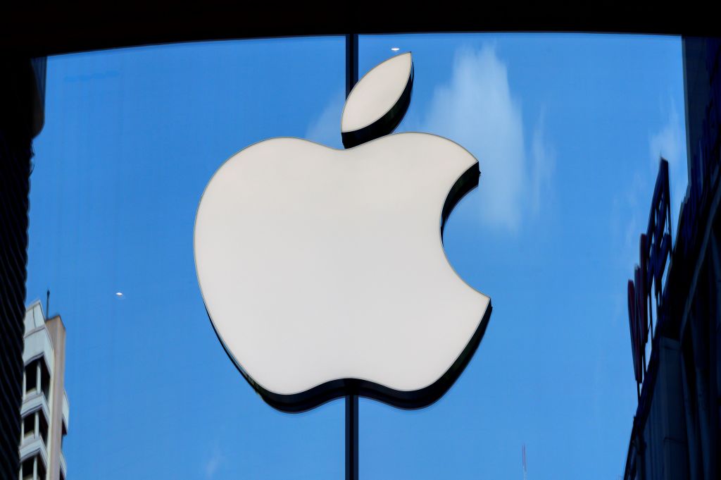Apple Hints at Their Self-driving Electric Car Project Launching in 2025