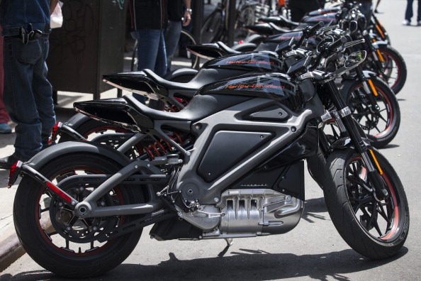 Cheaper E-Bikes, Electric Motorcycles Could Arrive in US! Thanks Build Back Better Act—Tax Credit Up to $7,500 