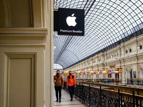 russia-demands-apple-us-tech-giants-to-open-local-offices