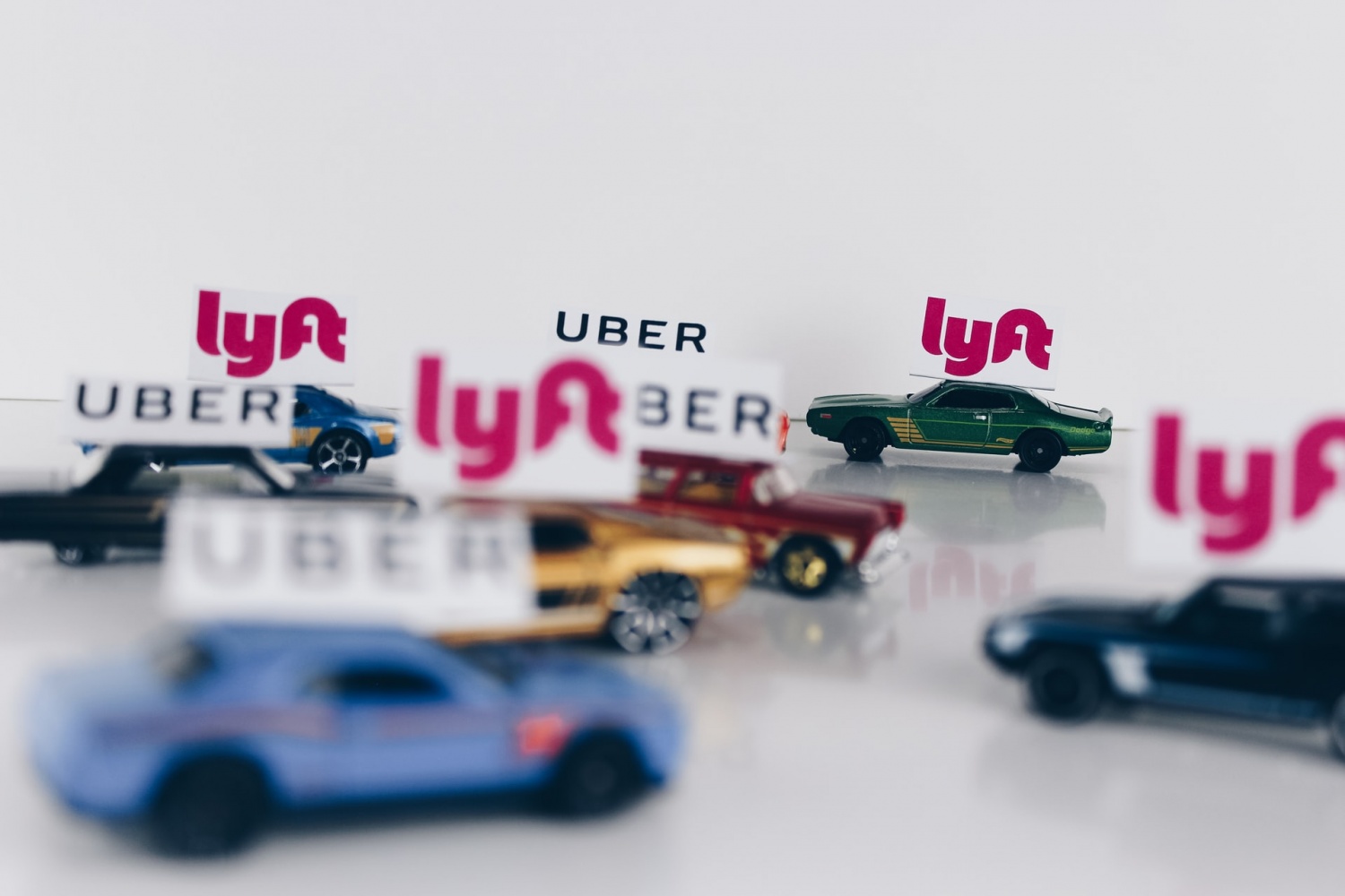 Lyft Extends 'Work From Home' Model Until 2023 | No Mention of Omicron?