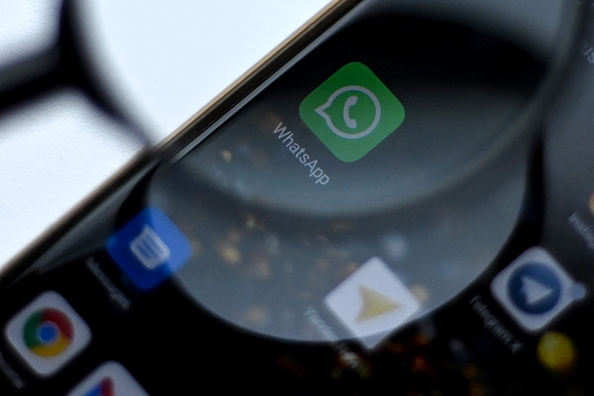 WhatsApp错误不断崩溃应用iphoneios 15.2更新责任呢?