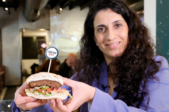 Robot 3D Print Vegan Burger in Just 6 Mins—Here’s How it Works 