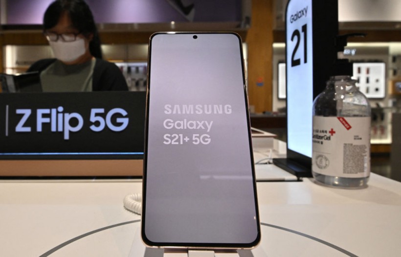 Samsung Galaxy S22 Price Leaks | Base Model Sports Lesser RAM Than S21? 