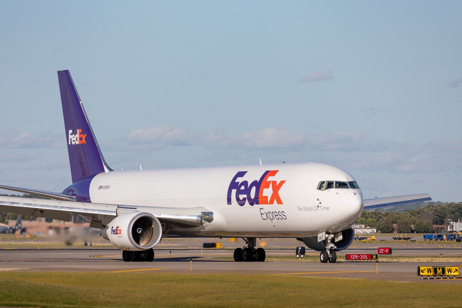 Future FedEx Cargo Planes Could Come with Anti-Missile Laser Systems | AirBus A321-200 Equipped with Defense Technology?