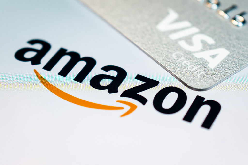 Amazon Ditches 'Original' Plan of Blocking Visa Credit Cards in the UK on January 19