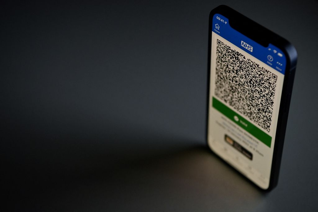 Apple Wallet COVID-19 Vaccination Card Availability