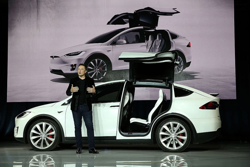 Elon Musk Calls 2021 as 'Breakthrough Year' For Tesla | Q4 2021 Yields $2.3 Billion Profit