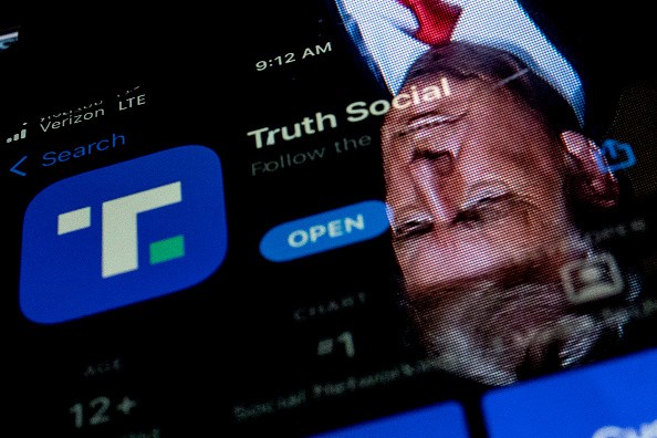 Google Approves Trump’s Truth Social for its Play Store for Android 