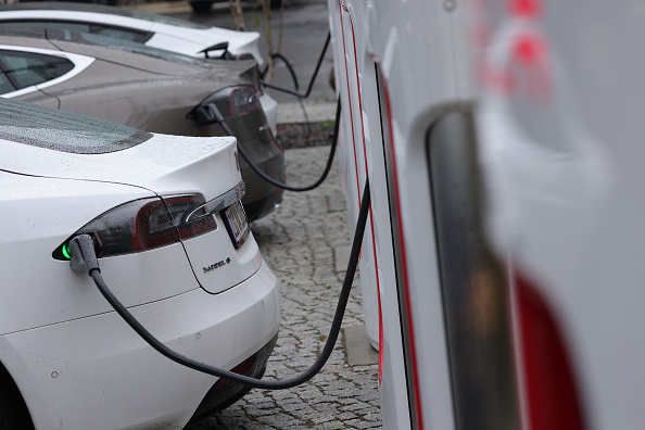 Free Tesla Charging Guide: Here are the Locations Where You Can Charge ...