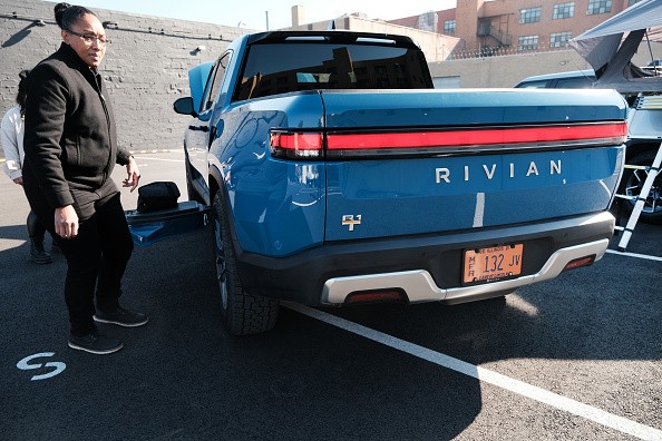 Rivian EV Plant’s Battery Plant Catches Fire! What Caused it? 