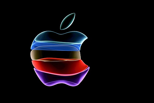 苹果Metaverse隐形眼镜将结合iPhone和苹果眼镜技术——可能在2030年上市万博体育登录首页