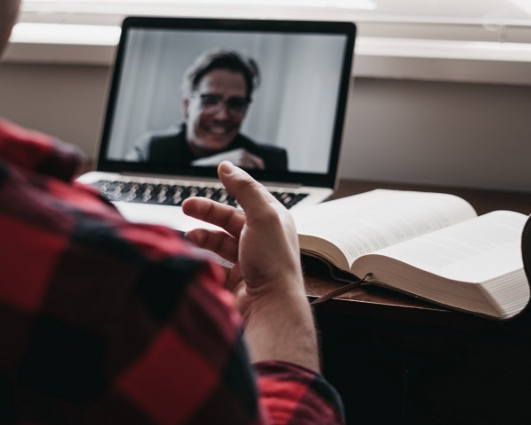 How To Blur Your Background On Facetime