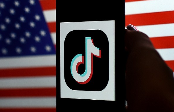 TikTok Self-Defense Trend: Experts Now Concerned About iPhone Taser and Other Dangerous Phone Accessories