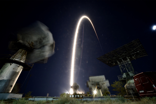俄罗斯平息放弃国际空间站的谣言，称美国宇航员将按计划返回地球