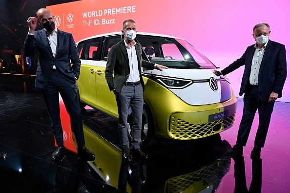 Volkswagen ID.Buzz Pre-Sales in Europe Start This May! How to Get the VW EV 