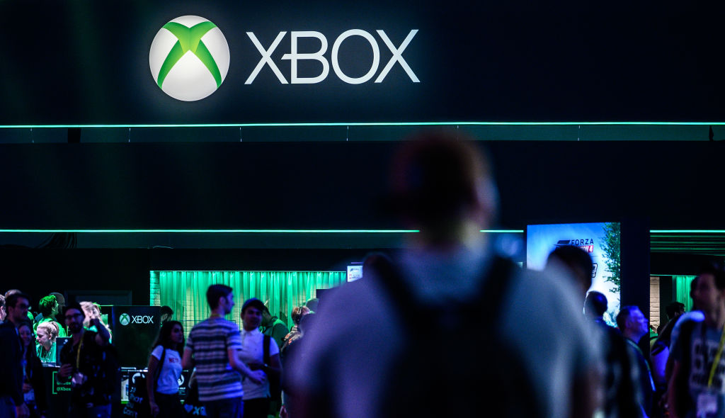 Xbox’s NEW Patent Allows Digital-Only Consoles Play Disc Games | Here’s How 