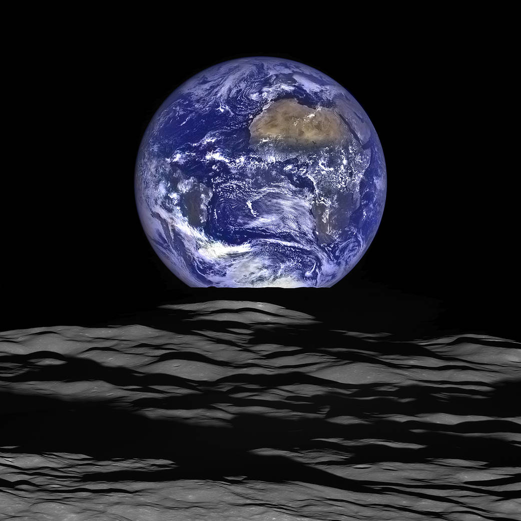 月球勘测轨道器拍摄的月球及其周围的图像