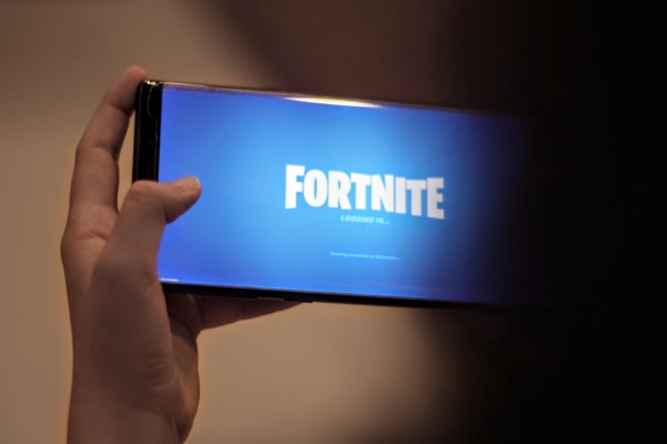 Fortnite Returns to the iPhone via Microsoft's Xbox Cloud Gaming