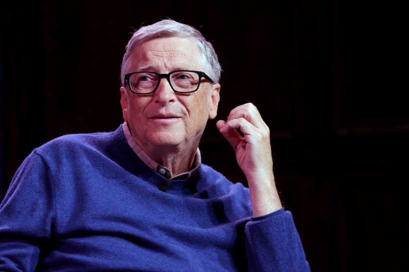 Bill Gates Uses Samsung Galaxy Foldable Phone! Why Not Microsoft’s Surface Duo? 