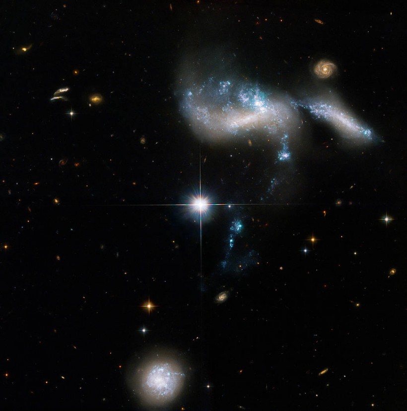 Hubble Reveals a River of Star Formation
