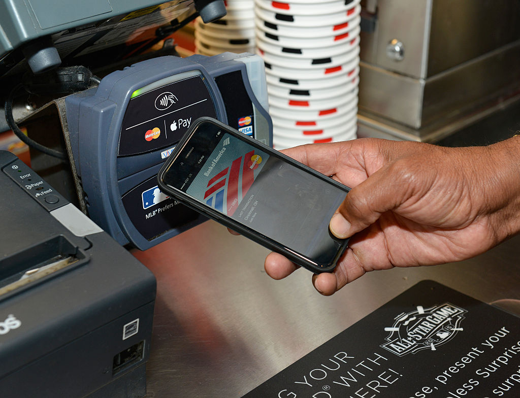 How to use the Apple Pay digital wallet for contactless payment [2022]