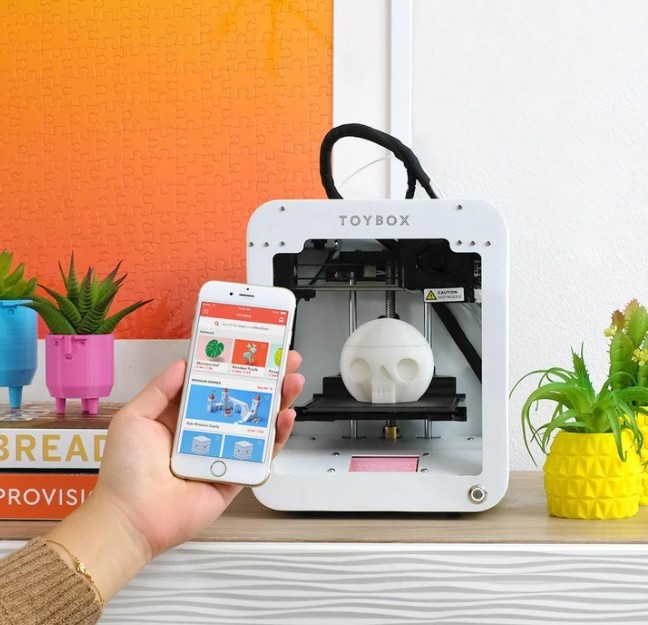 Toybox 3D Printer Deluxe Bundle is on Sale For Just $349