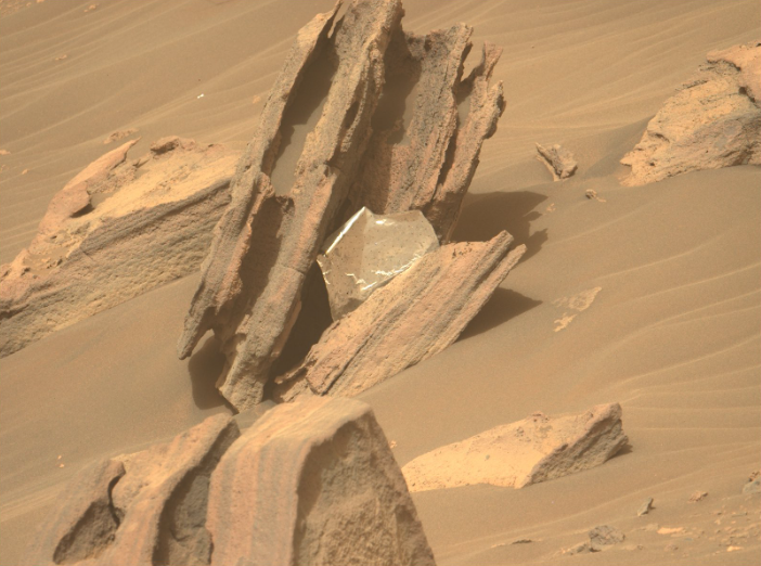 NASA Mars Perseverance Rover Spots an Unusual Trash! Here's What It is and Why Experts are Confused