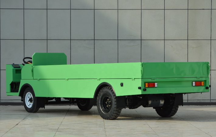 Alibaba's Weird EV 2022: This Electric Van Has an Airport-Style Truck Design! Will You Buy It? 