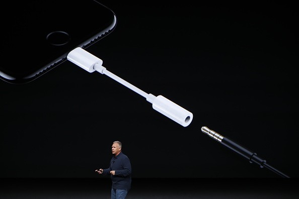Apple AirPods, Mac Accessories to Start USB-C Support in 2024, Report Says  