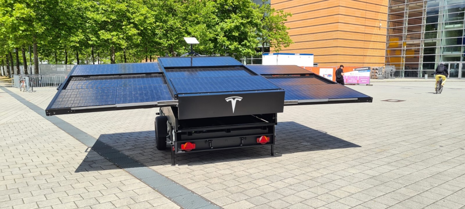 Tesla Solar Trailer