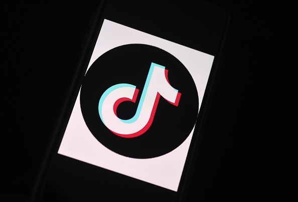 TikTok Ghost Filter Prank: Parents Participating in the Trend Now Criticized! Here's Why