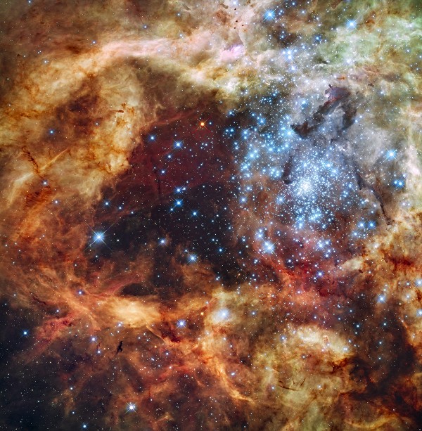哈勃拍摄的壮观的恒星形成区