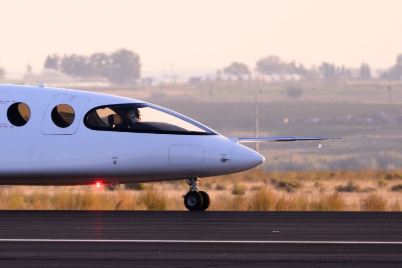 World's First All-Electric Commuter Aircraft Takes Off On Maiden Flight