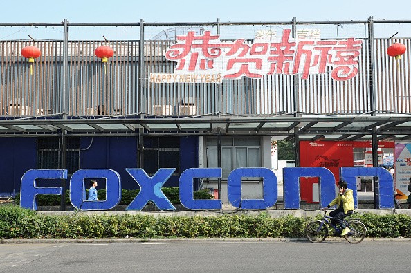 Foxconn EV Production Begins—But, Lordstown CEO Says Manufacturing Will be Slow