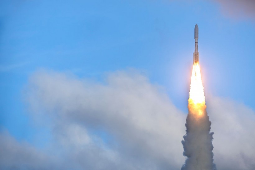 Atlas V Rocket Launches Two Commercial Satellites Into Orbit