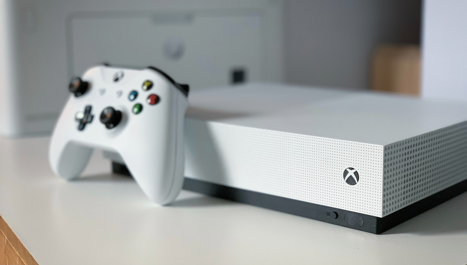 Technology News, Xbox Game Streaming Device Revealed by Head of Xbox Phil  Spencer on Twitter