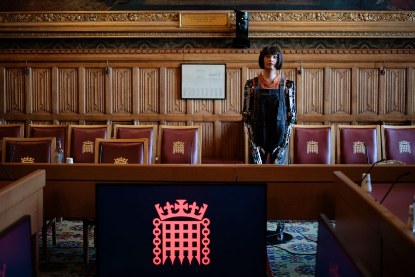AI-DA Robot Makes Speech To The House Of Lords