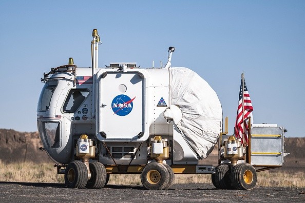Decade-Old NASA Moon Rover Undergoes Pressurized Ground Tests; Here's What to Know About Desert RATS