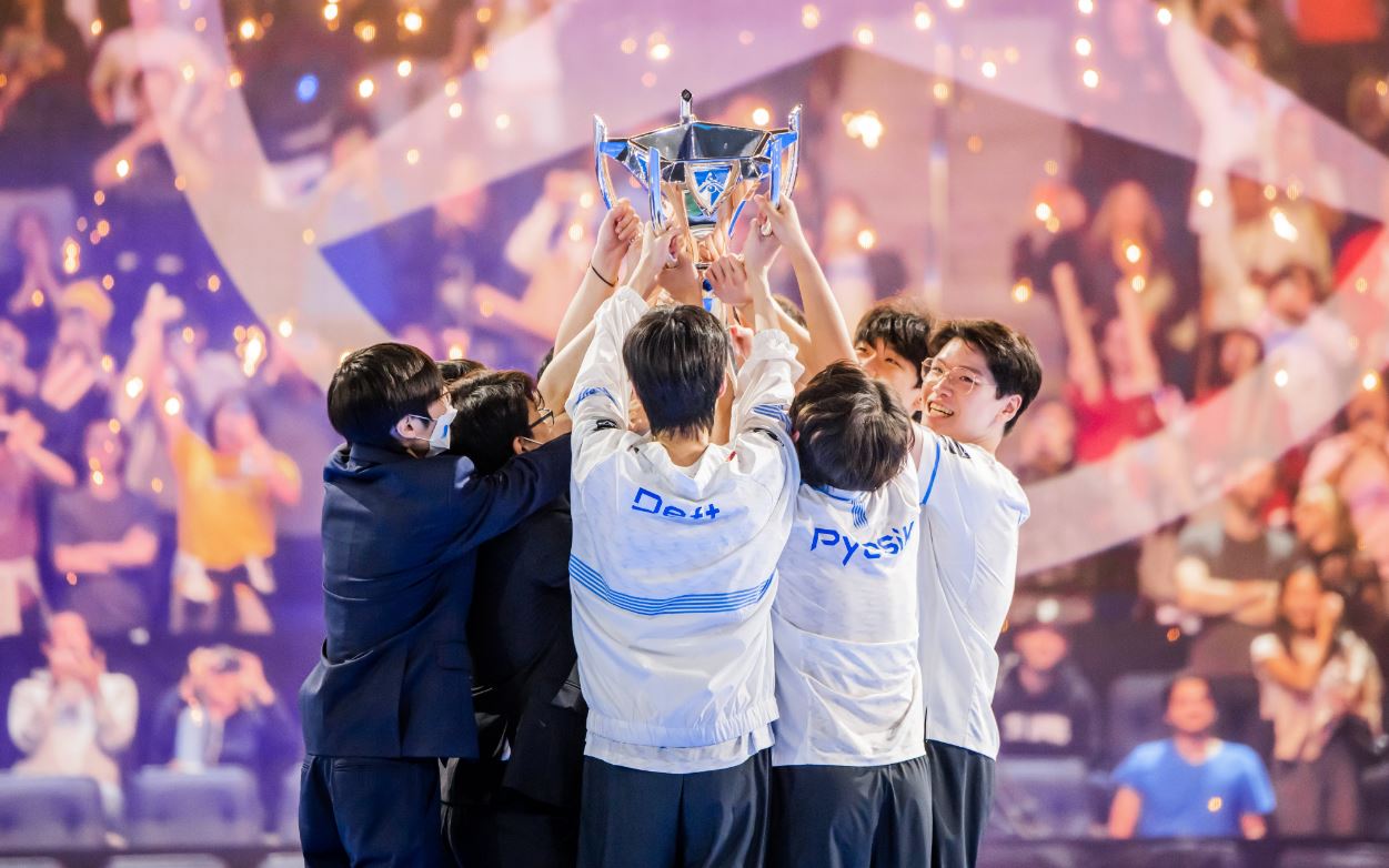 DRX Topples T1 To Win the 2022 'League of Legends' World Championship