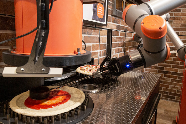 机器人如何改变食品供应链;人类会被取代吗?