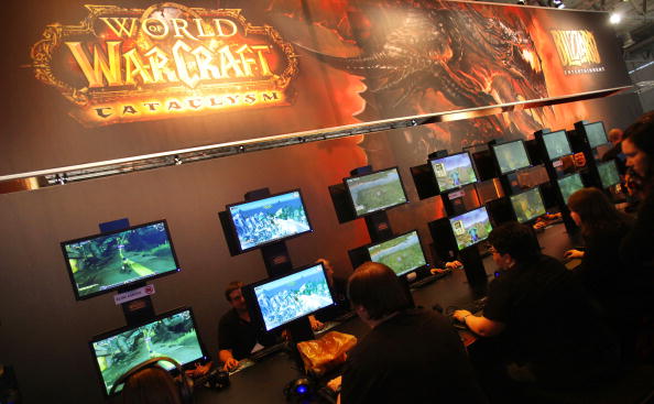 Gamers check out the game 'World of Warcraft'