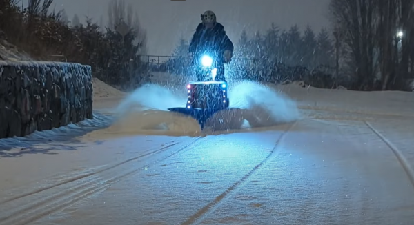 DIY电动自行车扫雪机:加拿大男子发明这个只是为了在下雪时吃越南食物