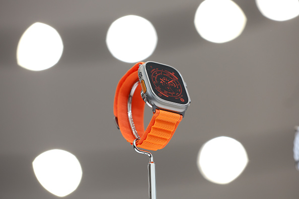 2022年圣诞节智能手表优惠:Apple Watch SE和其他可穿戴设备不到200美元!