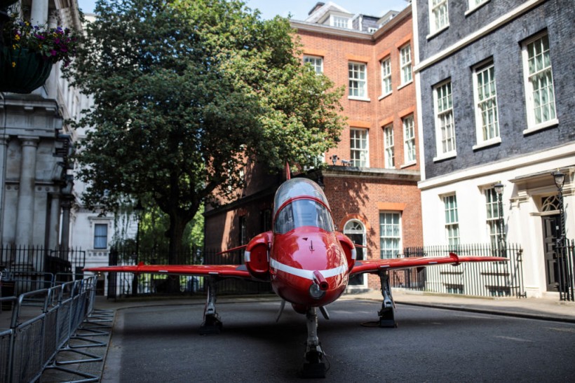 The Red Arrows Mark RAF100 In Downing Street
